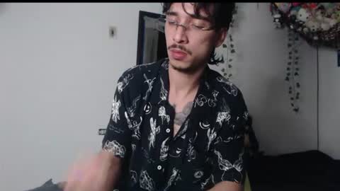 Snapshot of dazzayyy chatting on June 2026 05:38:01 AM dazzayy online show from June 2026 05:38:01 AM