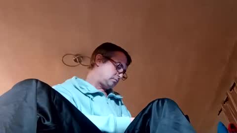 Dazzill online show from January 2025 10:39:01 PM