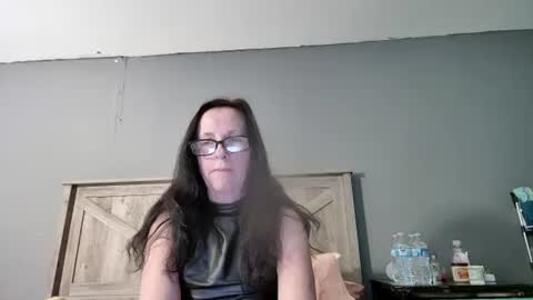 Dazzling Peach Goddess online show from March 2025 09:20:01 PM