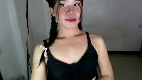 dazzzlingcarol online show from July 2026 03:03:02 PM