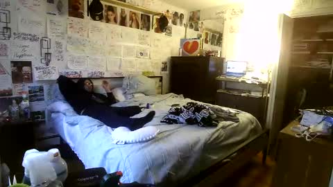 dbeamon92 online show from February 2026 02:02:02 PM