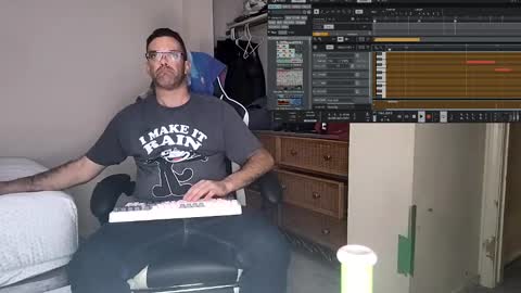 dbfroge online show from September 2025 08:25:01 AM