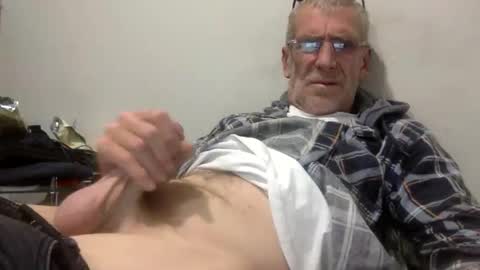 deanofflove221000 online show from April 2026 09:14:02 AM