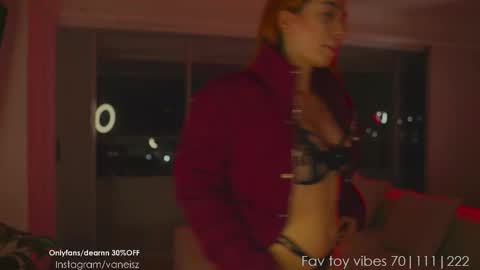 NINA   30OFF online show from February 2025 10:59:02 AM