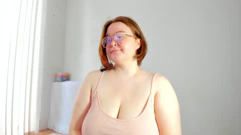 Snapshot of debbiewood chatting on July 2026 05:12:02 AM DeboraDebbieDee online show from July 2026 05:12:02 AM