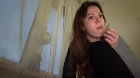 debbiii online show from February 2026 04:25:02 PM