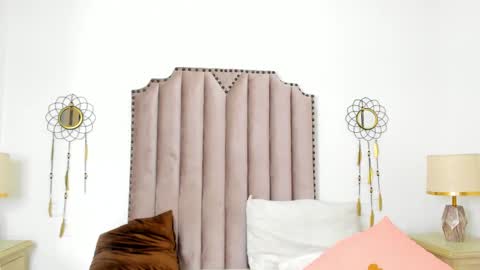 Debora online show from February 2025 05:36:01 PM