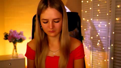 Snapshot of deboralarson chatting on November 2025 03:49:02 AM Debora online show from November 2025 03:49:02 AM