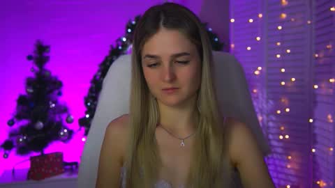 Debora online show from December 2025 03:33:02 AM