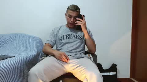 Santiago online show from January 2025 05:58:02 AM