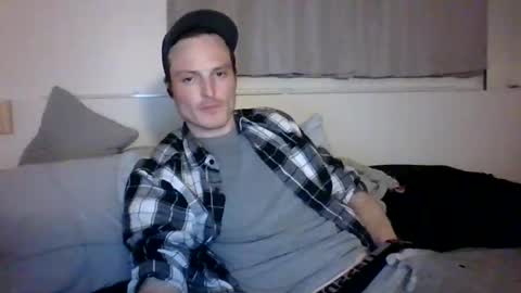 Snapshot of dee4dayz19 chatting on February 2026 05:00:01 AM Dee4dayz online show from February 2026 05:00:01 AM