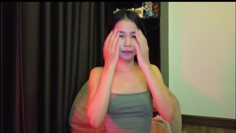 deedeedoll online show from February 2026 01:32:01 AM