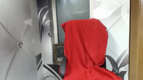 hi guys i m a cute milf i m here for good time and nice people pls be respectfool and enjoy me online show from May 2026 03:12:01 AM