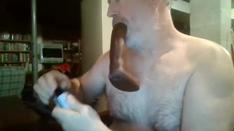 Snapshot of deepthroat227 chatting on February 2025 07:17:02 PM Deepthroat My Big Dildos online show from February 2025 07:17:02 PM