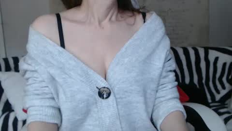 KamiDevi online show from January 2025 12:10:01 PM