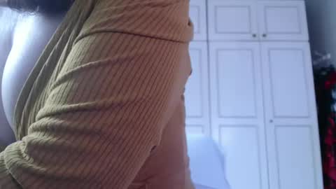 KamiDevi online show from February 2025 03:41:02 PM