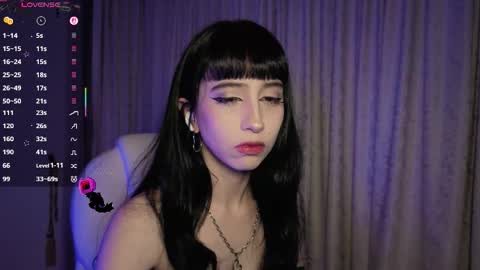 Snapshot of deftsuki chatting on December 2025 05:02:02 AM Stephanie.e online show from December 2025 05:02:02 AM
