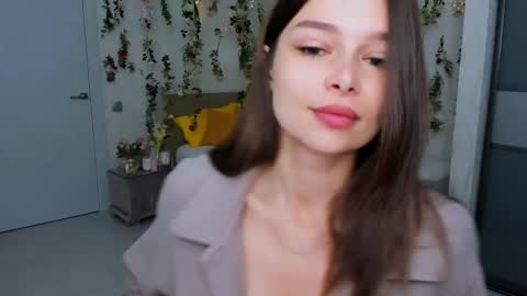 DegreeOfSincerity online show from September 2025 01:05:02 AM