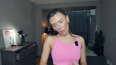 Snapshot of deidreluer chatting on March 2026 07:20:02 AM Laura online show from March 2026 07:20:02 AM