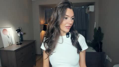 Snapshot of deidreluer chatting on April 2026 08:55:01 AM Laura online show from April 2026 08:55:01 AM