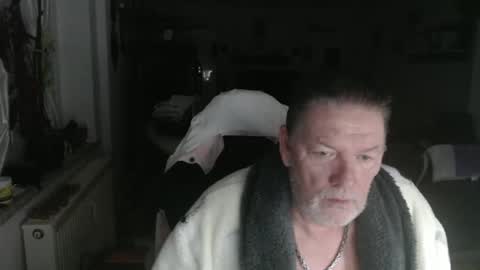 deinprinz2312 online show from November 2025 05:11:01 AM