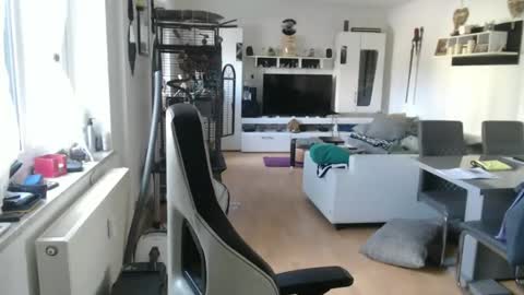 deinprinz2312 online show from April 2026 10:53:02 AM