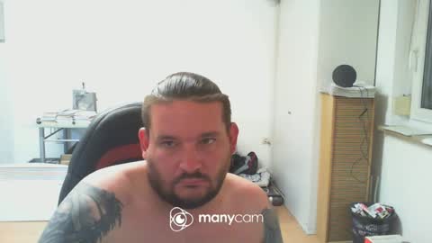 Snapshot of deinspielzeug87 chatting on June 2026 06:28:01 PM deinspielzeug87 online show from June 2026 06:28:01 PM
