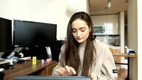 Snapshot of delenaberland chatting on April 2026 01:17:01 AM Marry online show from April 2026 01:17:01 AM