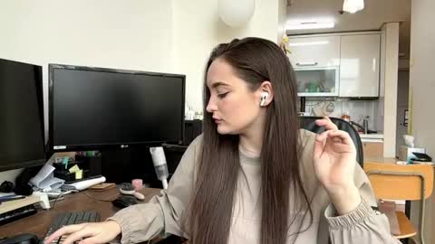 Snapshot of delenaberland chatting on April 2026 02:09:01 AM Marry online show from April 2026 02:09:01 AM