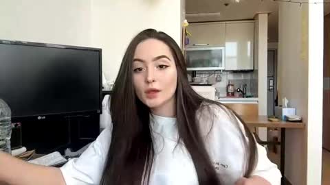 Snapshot of delenaberland chatting on April 2026 02:12:02 AM Marry online show from April 2026 02:12:02 AM