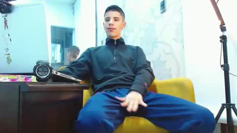 delglo online show from October 2025 05:04:02 AM