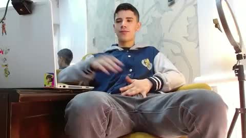 delglo online show from October 2025 05:45:01 PM