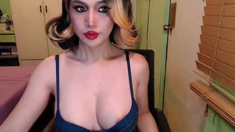 Mercedes online show from March 2025 06:07:02 AM