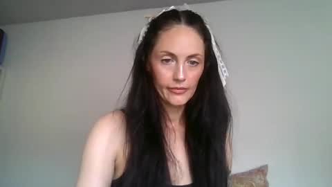 Delilah444 online show from January 2026 01:09:02 AM