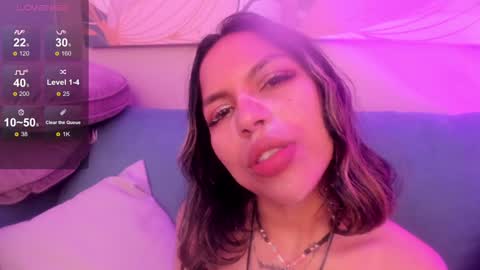 Snapshot of delilah_fix chatting on February 2025 11:33:02 AM della online show from February 2025 11:33:02 AM