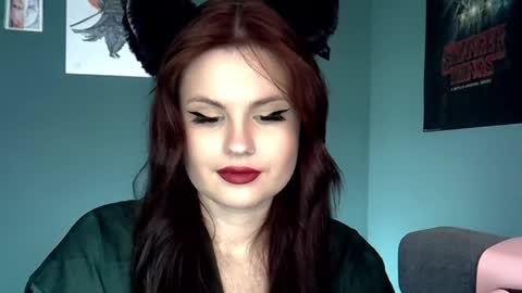 dellacrush_ online show from February 2025 11:09:02 AM