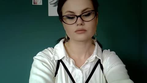 dellacrush_ online show from February 2025 01:42:01 PM