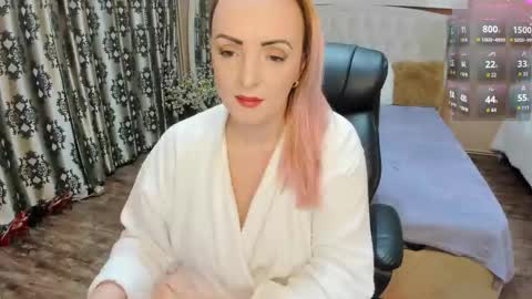 Snapshot of dellicioussepussy chatting on October 2025 08:49:01 PM Mire online show from October 2025 08:49:01 PM