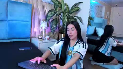 Delia online show from June 2026 01:54:01 PM