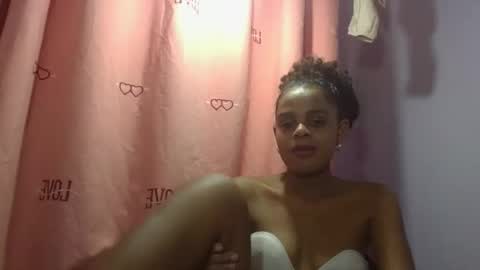 delphine online show from April 2026 04:07:02 PM