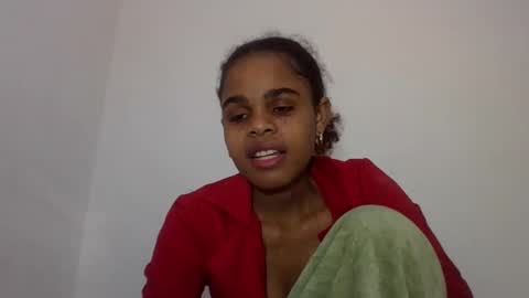delphine online show from June 2026 01:11:01 PM