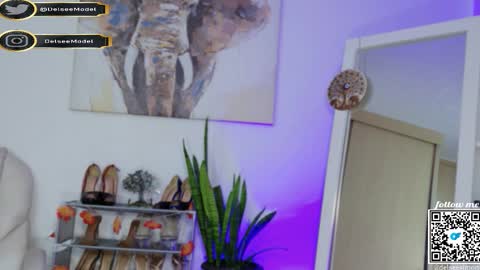  Delsee   online show from February 2026 08:24:02 PM