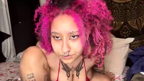 TankinBody online show from February 2025 04:46:02 AM