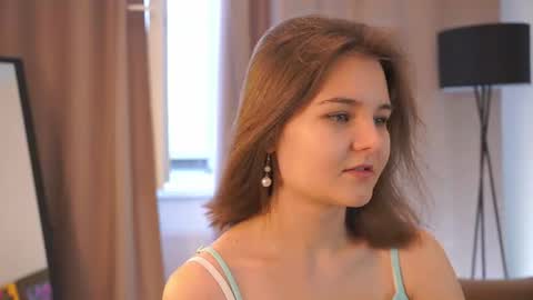 Snapshot of demetricekanady chatting on June 2026 04:13:01 AM Hi my name is Sari nice to see you in my Room online show from June 2026 04:13:01 AM