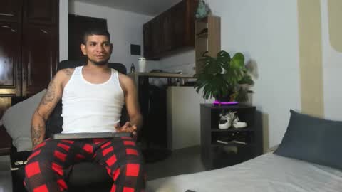 Snapshot of demian26big chatting on October 2025 03:29:02 AM demian26big online show from October 2025 03:29:02 AM