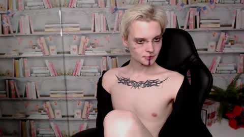 demianenglen online show from March 2025 04:08:02 AM