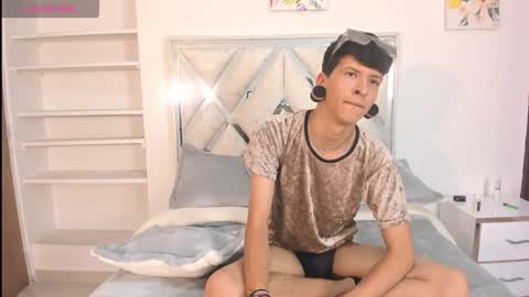 Demian and Salvatore online show from September 2025 06:55:02 PM