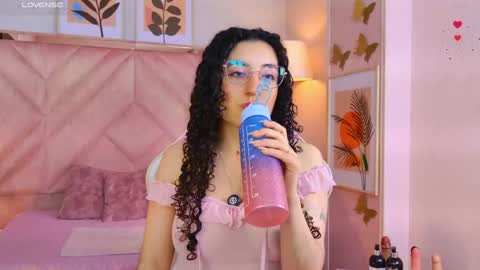 Snapshot of demijones_ chatting on June 2026 04:29:02 AM Demi online show from June 2026 04:29:02 AM