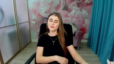 Snapshot of demmyrose chatting on November 2025 08:10:01 PM DemmyRose online show from November 2025 08:10:01 PM