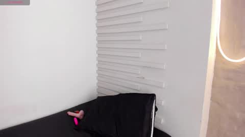 Snapshot of demy_ruiz chatting on February 2025 02:14:01 AM demy_ruiz online show from February 2025 02:14:01 AM